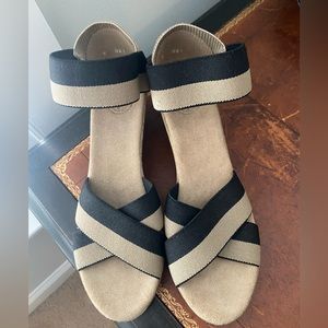 Charleston Shoe Co wedge sandle